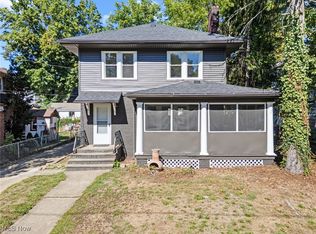 1071 Delia Ave, Akron, OH 44320
