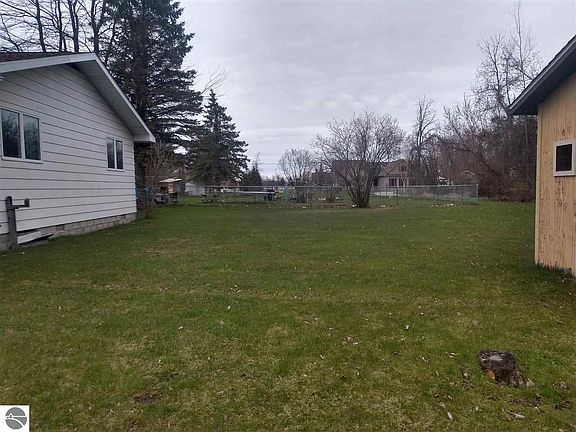 4th image of 724 S Augres River Dr