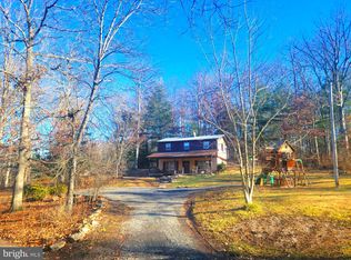 10071 Martinsburg Rd, Hedgesville, WV 25427