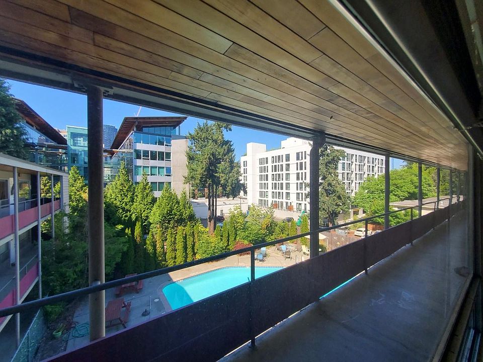 1st image of 126 107th Ave SE #16