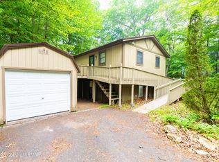 243 Dorset Rd, Tobyhanna, PA 18466