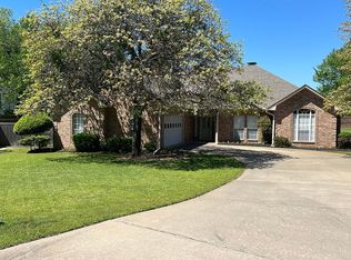 11 Ambassador Ct, Denison, TX 75020
