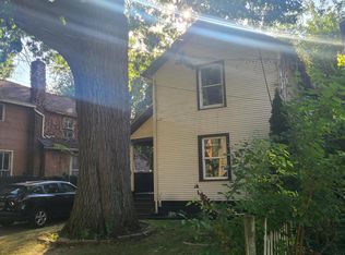 1134 Platt St, Lansing, MI 48910
