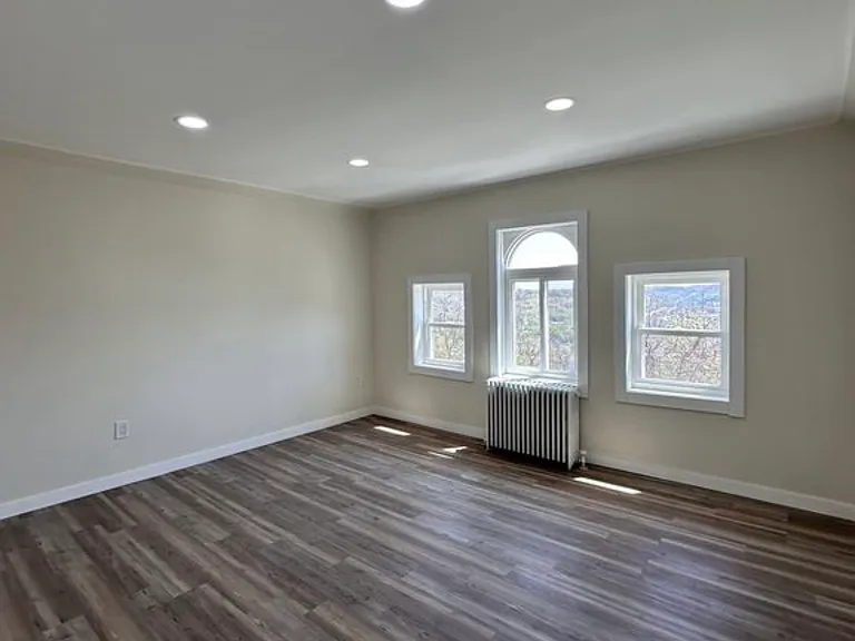 142 Dorothy St #1 — Photo 10