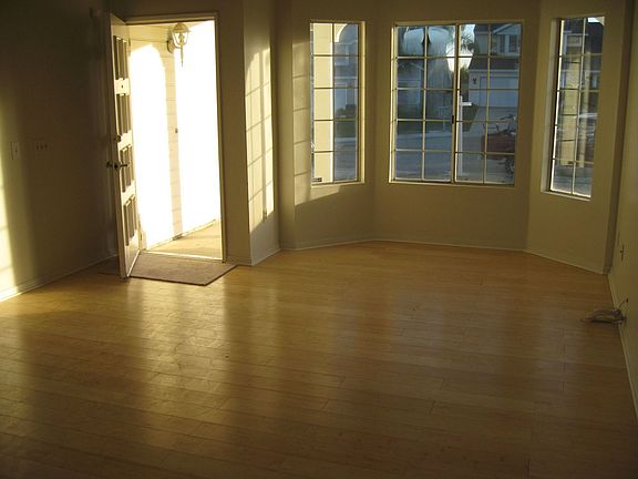 2nd image of 23044 Lambourne Ct