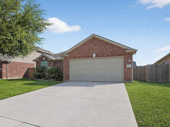 3rd image of 21822 Prairie Spring Ln