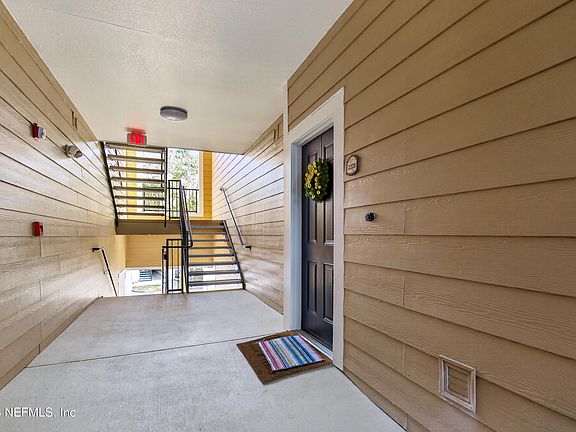 4th image of 8550 TOUCHTON Road #2221