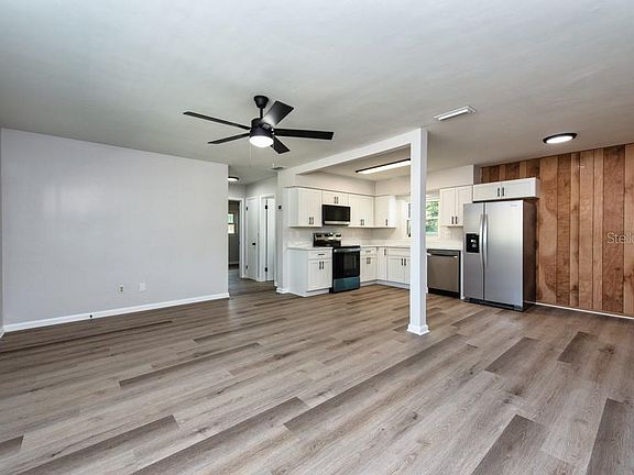 4th image of 917 18th St SW