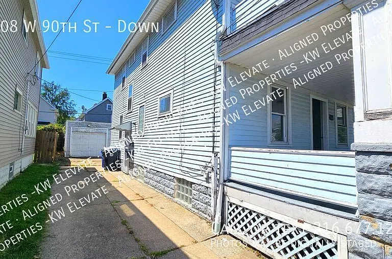 3308 W 90th St #DOWN — Photo 2
