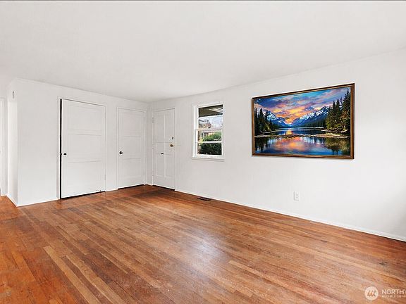 5th image of 3820 3822 14th Ave S