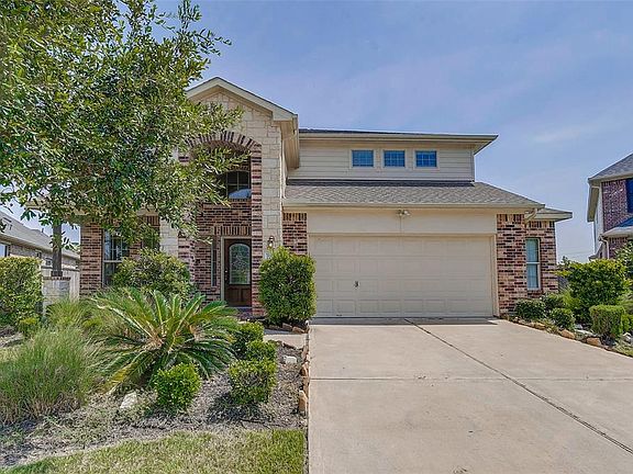 3rd image of 27506 Huggins Crest Ct