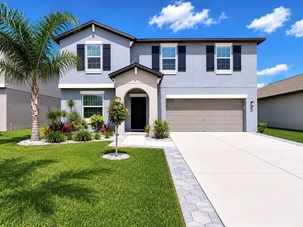 5519 Blue Azure Dr, Wimauma, FL 33598