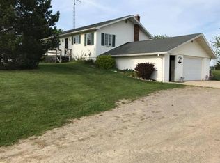 3071 Gosline Rd, Marlette, MI 48453