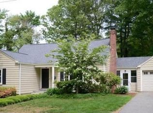 10 Miller Rd, Beverly, MA 01915
