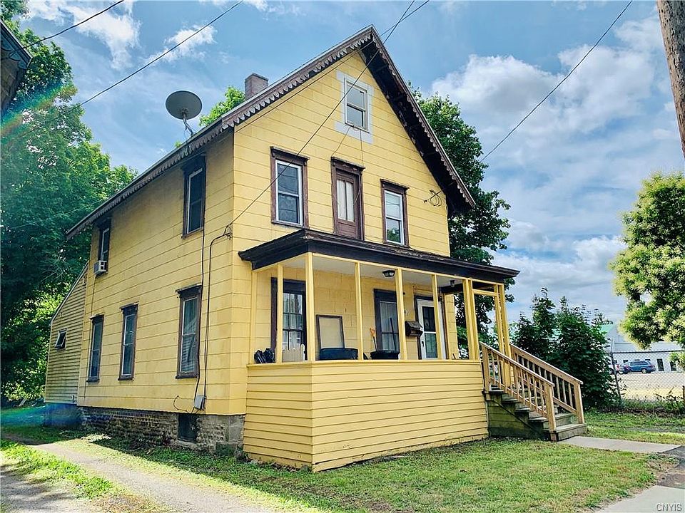 1st image of 81 Clinton Ave