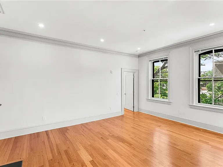 31 Parade St #302 — Photo 11