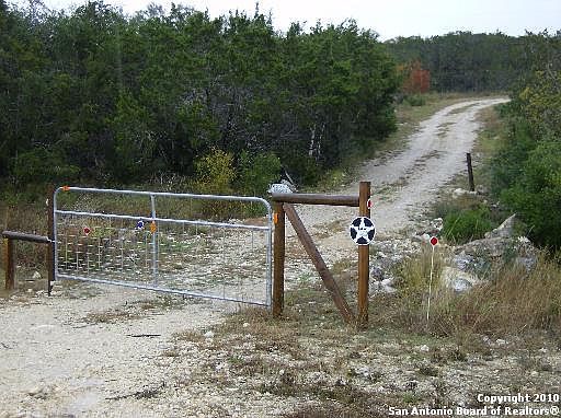 2nd image of 310 County Road 2763