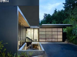 3060 SW Nottingham Dr, Portland, OR 97201