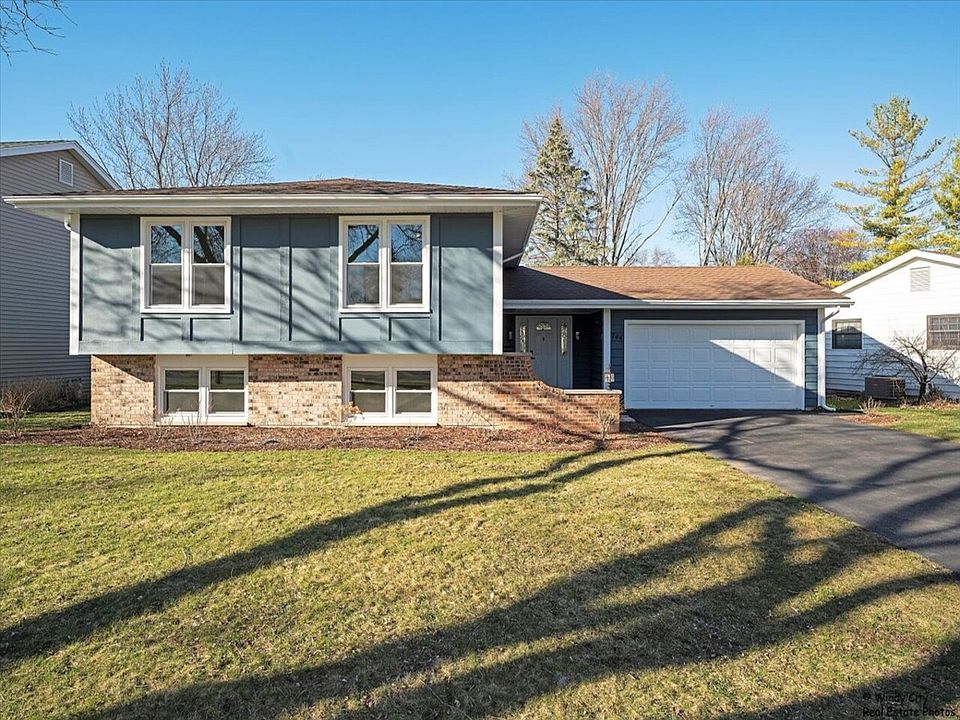 1st image of 744 Westfield Dr
