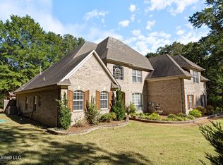 5666 Chessie Dr, Olive Branch, MS 38654