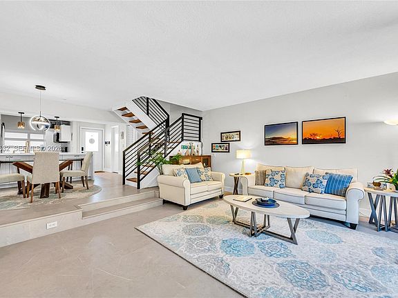4th image of 7018 SW 53rd Ln