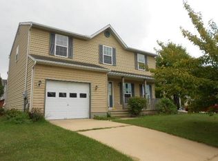 1085 Sequoia St, York, PA 17404