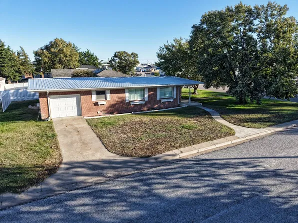601 N Main St, Smith Center, KS 66967
