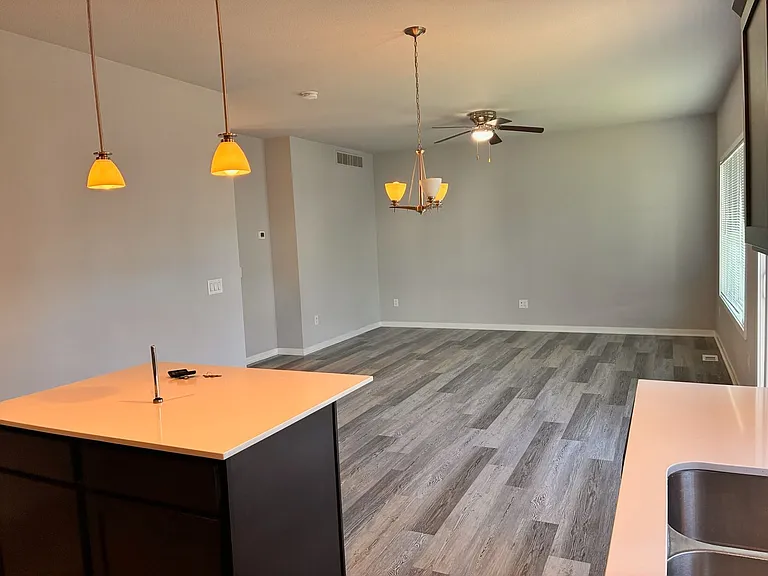 15133 Foxglove Ln — Photo 7