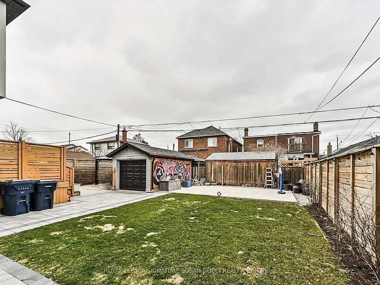31 Lesmount Ave — Photo 24