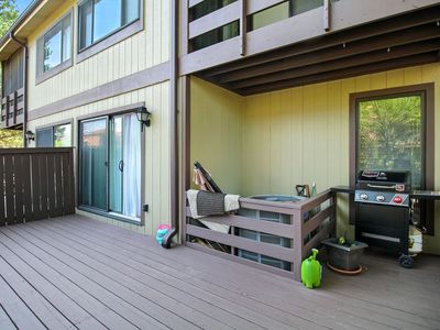 6 W Pebble Ct APT A, Palos Hills, IL, 60465