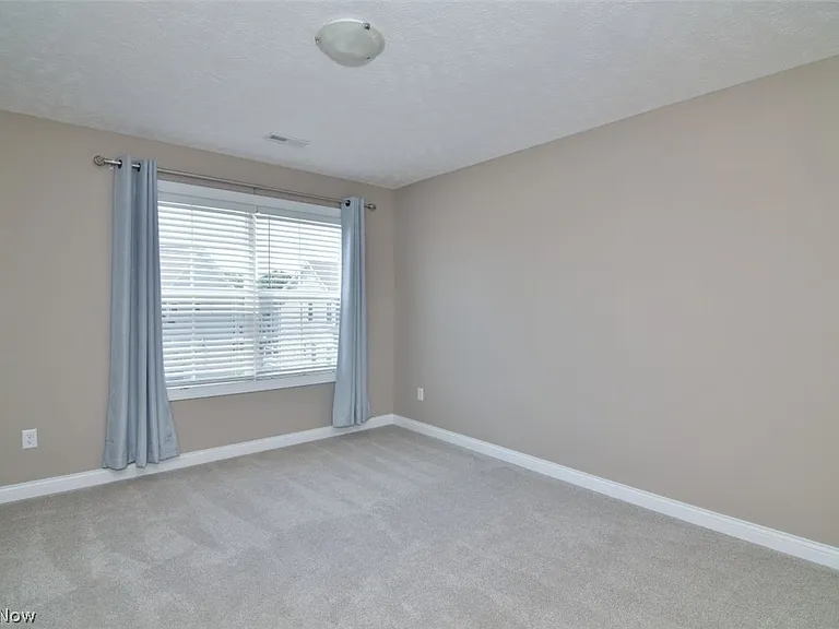170 Larimar Dr — Photo 23