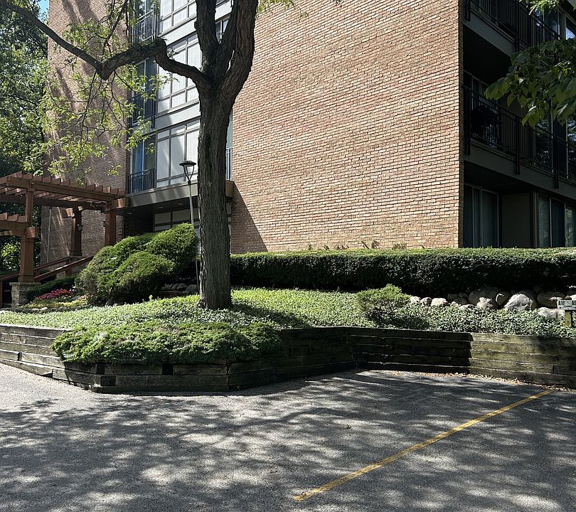 1st image of 5810 Oakwood Dr Unit 1A