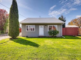 412 W Main St, Molalla, OR 97038