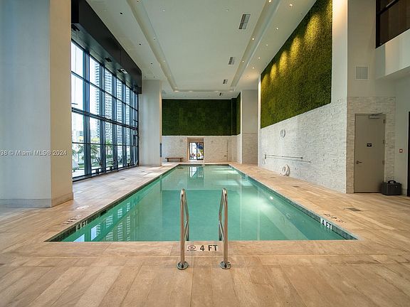 4th image of 1010 Brickell Ave Unit 2501