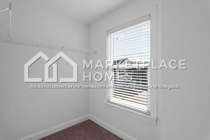 2205 Perrins Ln — Photo 15