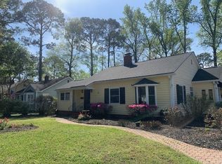 131 Columbus Dr, Savannah, GA 31405