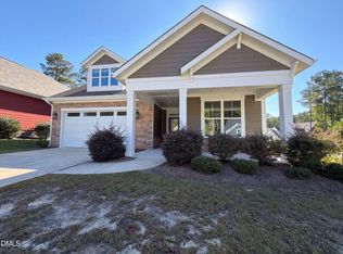 148 Glenwood Ct, Spring Lake, NC 28390