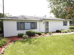 1109 Prairie Ln, Machesney Park, IL 61115