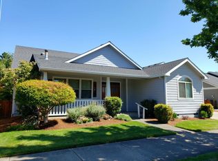 652 Silver Creek Dr, Central Point, OR 97502