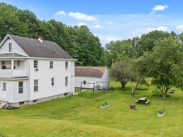 3 Clarendon St, Pittsfield, MA 01201