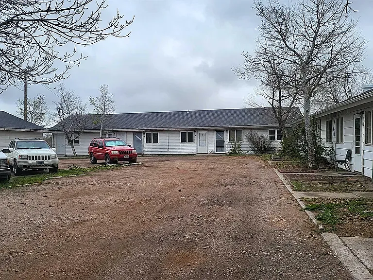 1805 S Greeley Hwy #8 — Photo 2