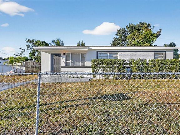 3rd image of 10335 SW 151st Terrace