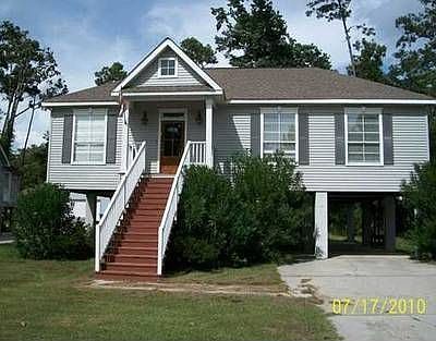 1st image of 709 Woodridge Blvd