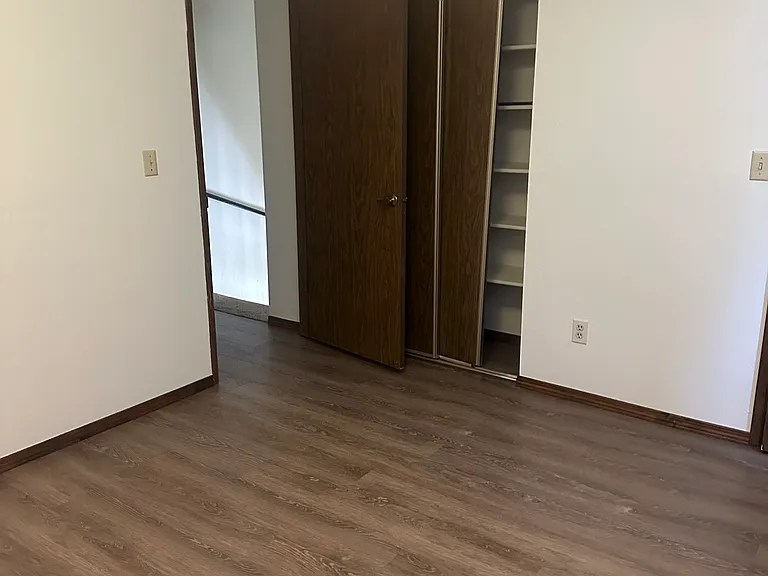 1708 & 1710 Etna St #1708 — Photo 9