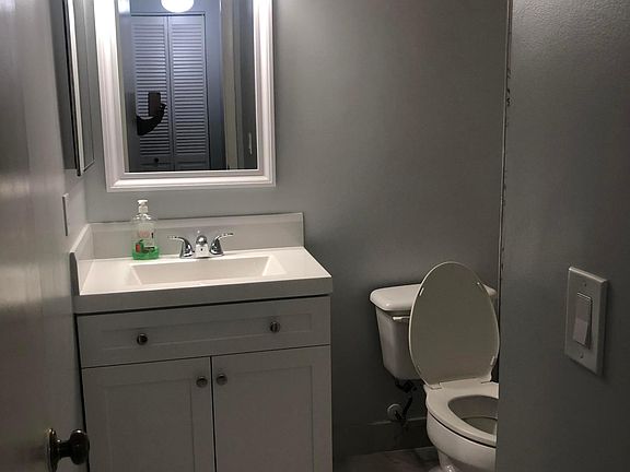3rd image of 4991 Sable Pine Cir Circle #B2