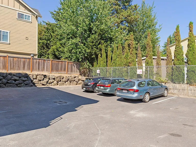 8732 Phinney Ave N #103 — Photo 13