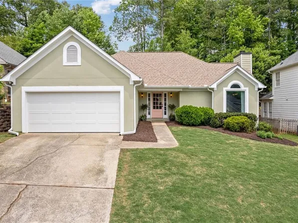 1970 Glen Eves Dr, Roswell, GA 30076