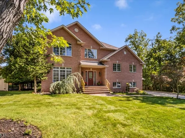 12 Notch Park Rd, Little Falls Twp., NJ 07424