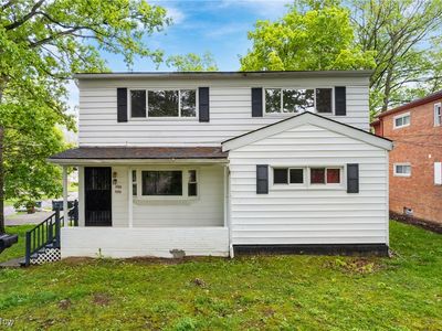 1688-1690 Tanglewood Dr, Akron, OH, 44313