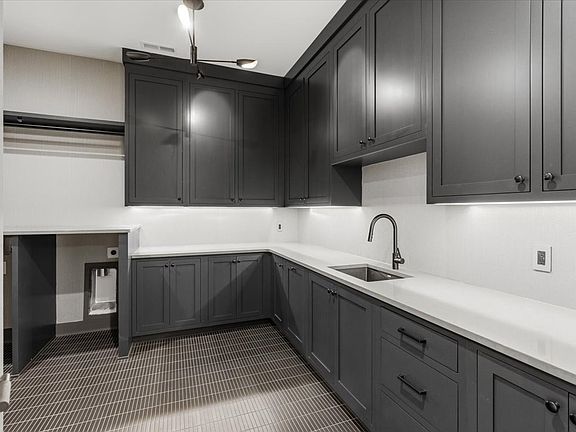 75th image of 818 Brentview Dr
